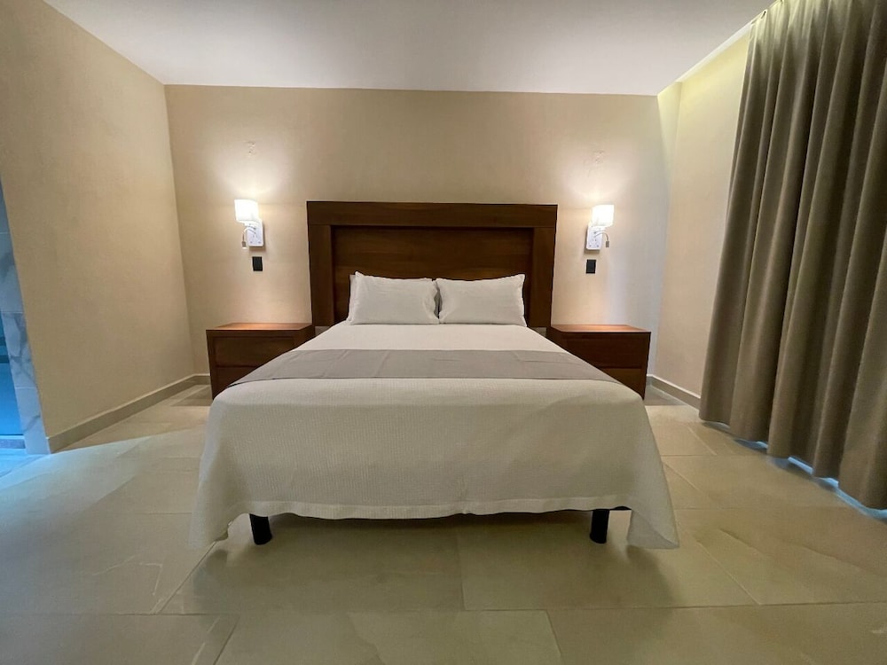 Superior Room, 1 Queen Bed
