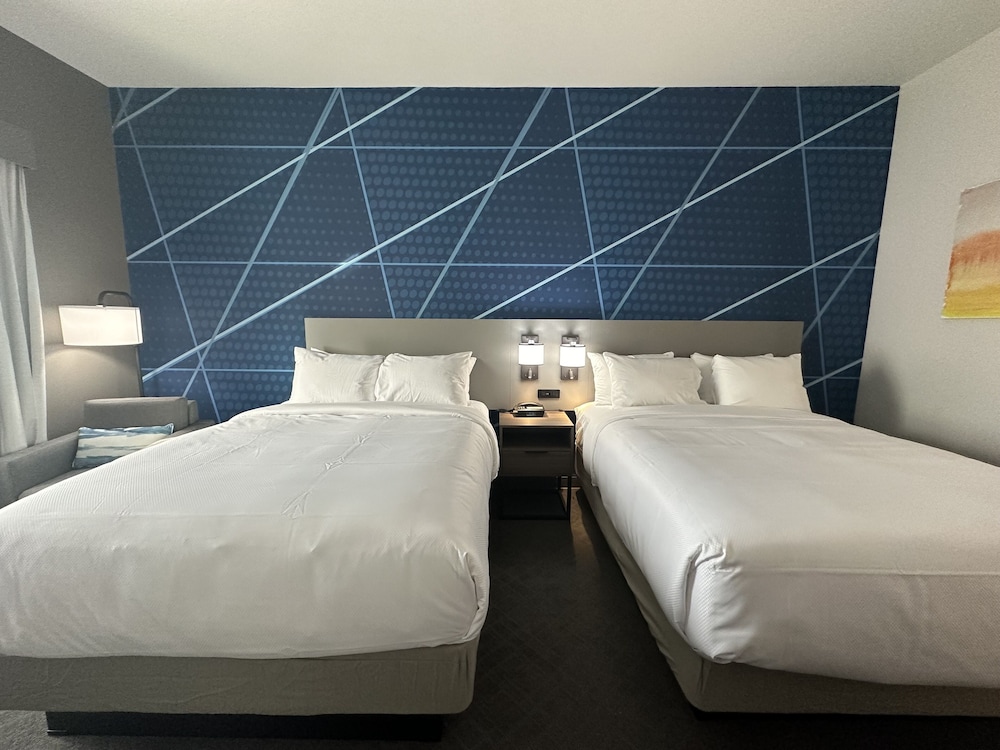 Room, 2 Queen Beds, Accessible, Non Smoking photo 3