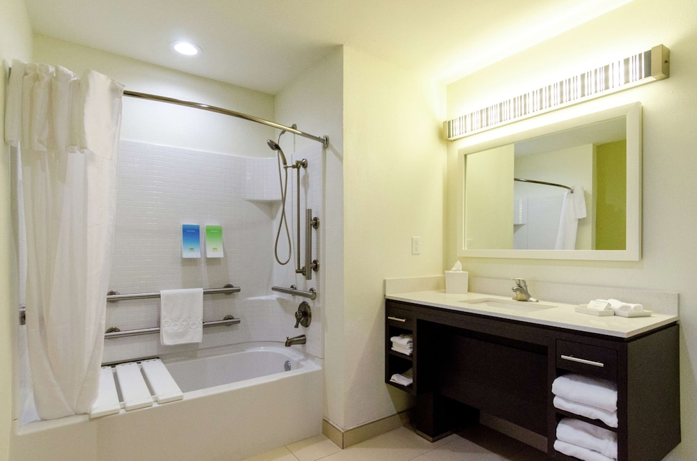 Suite, 1 Bedroom, Non Smoking thumbnail 5