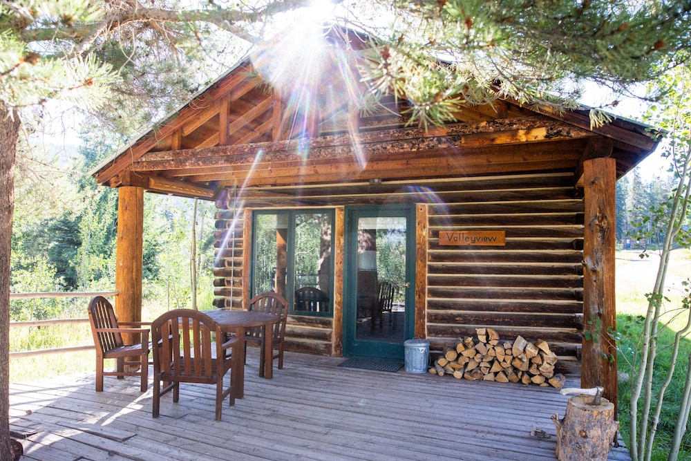 Valley View Cabin