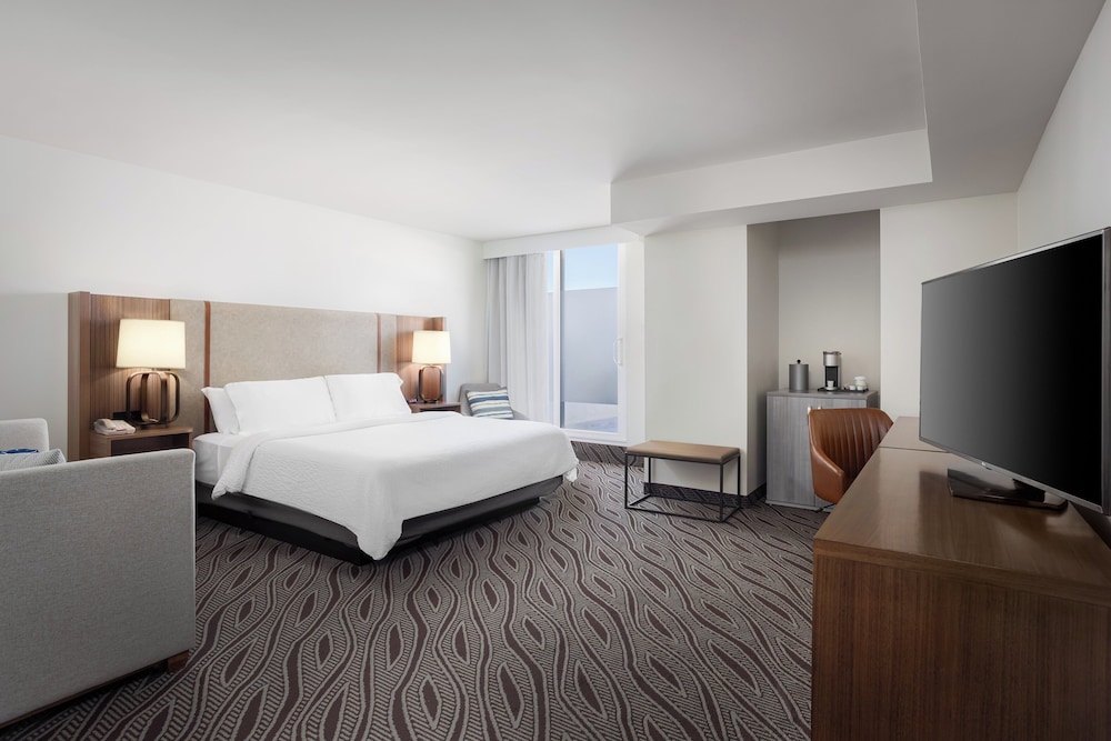 Holiday Inn Resort Oceanfront at Surfside Beach by IHG, 사진 3
