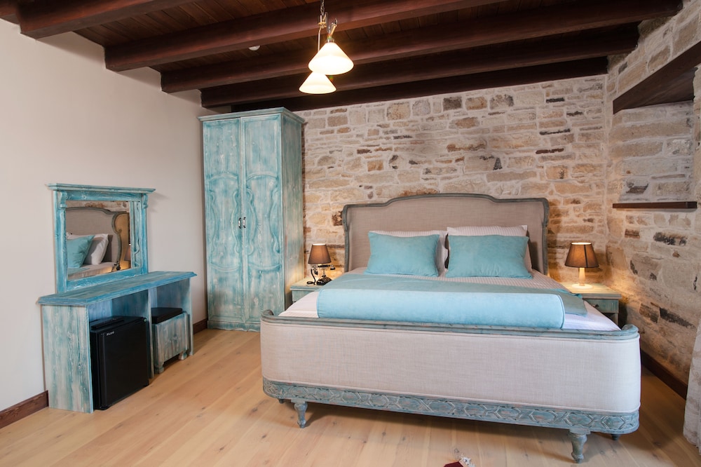 Deluxe Triple Room photo 3