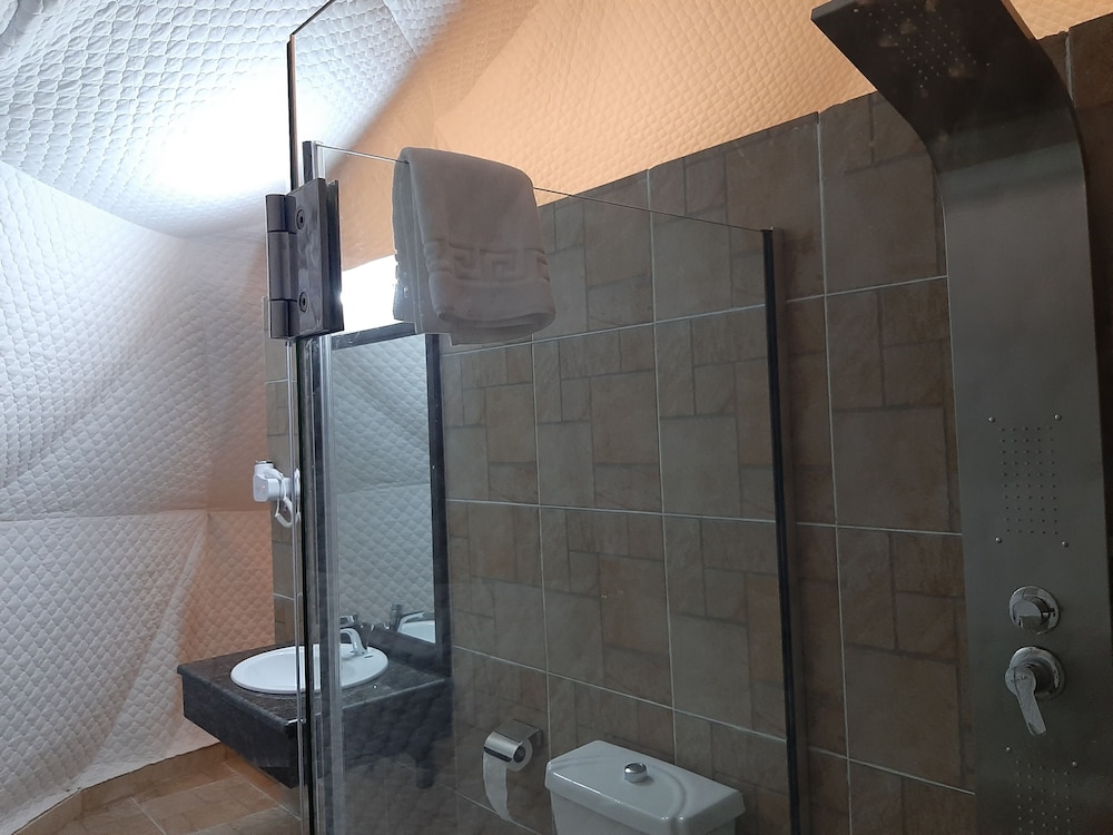 Deluxe Triple Room - Photo 6