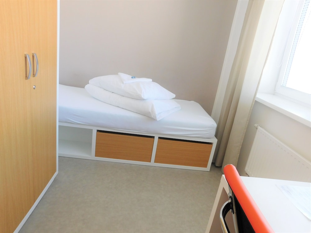 Basic Apartment