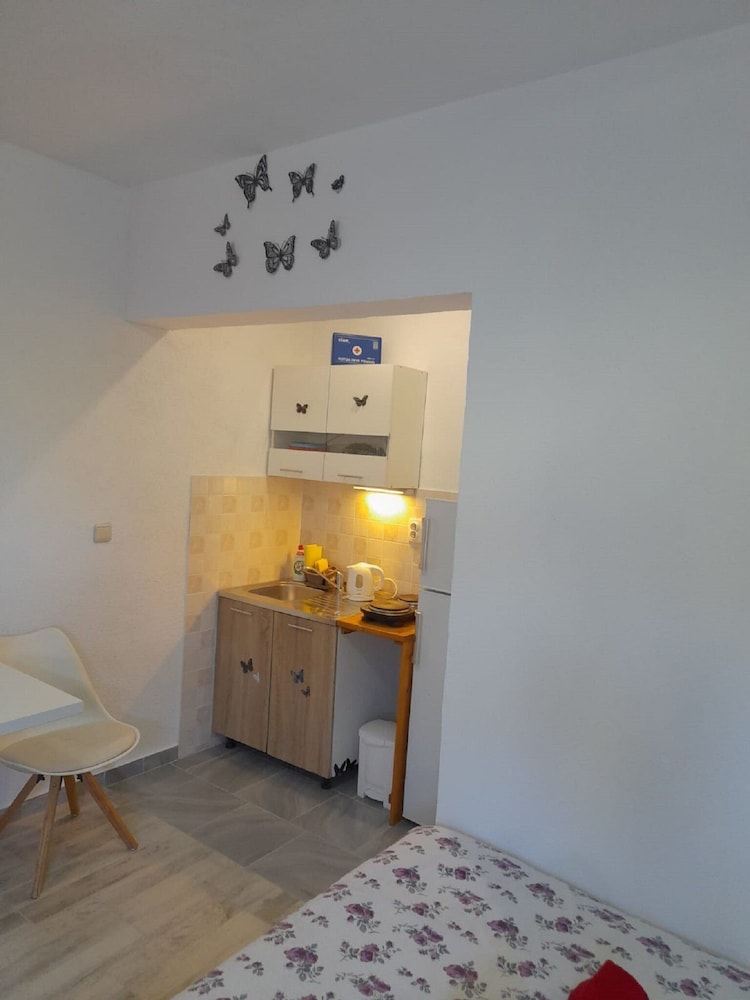 Studio (Studio With Terrace) photo 3