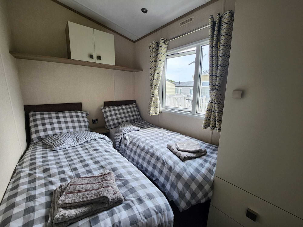 Deluxe Mobile Home photo 3