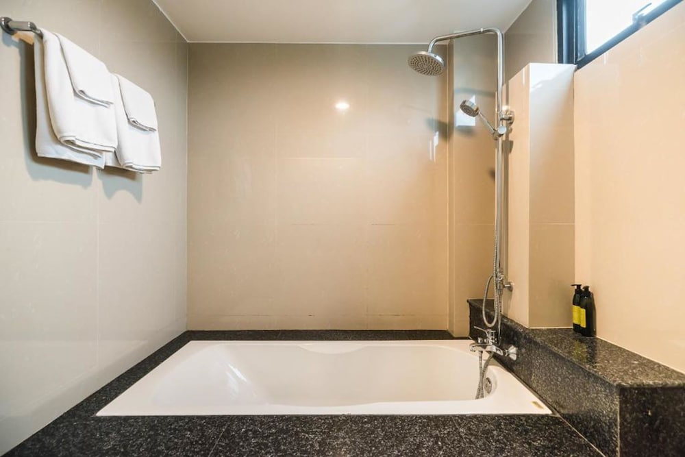 Alt Hotel Nana by UHG -Nearby Benjakitti Park & Queen Sirikit National Convention Center — photo 256