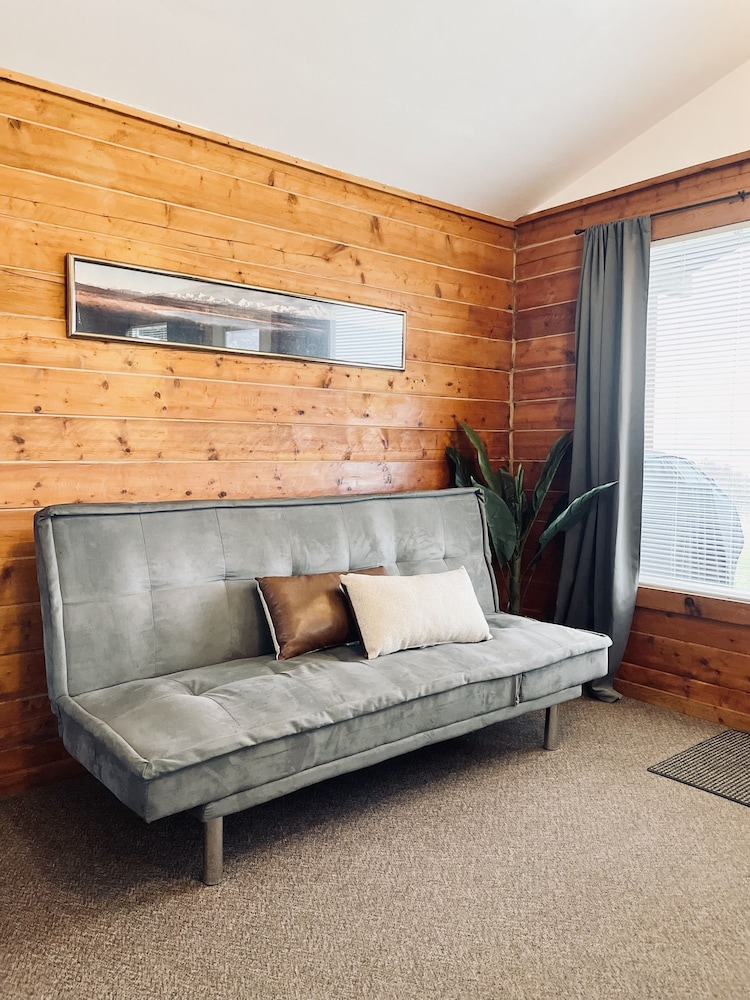 Cabin, Private Bathroom, Ocean View (Private Studio) photo 3