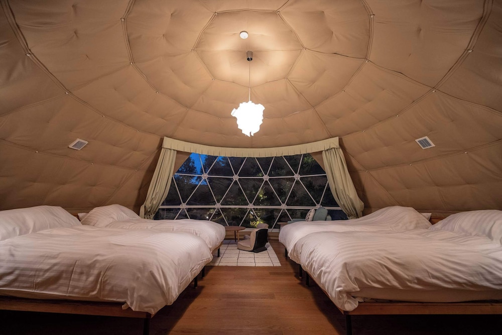 Glamping Quadruple Room, Multiple Beds, Non Smoking, Garden View photo 1