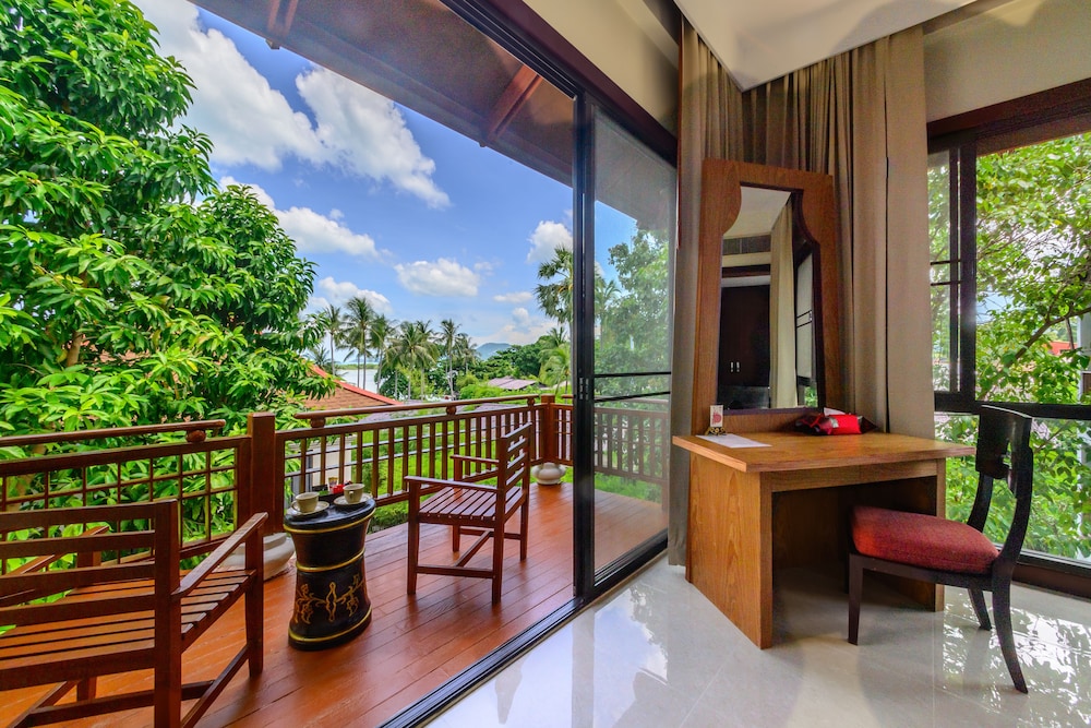 Deluxe Balcony - Photo 3