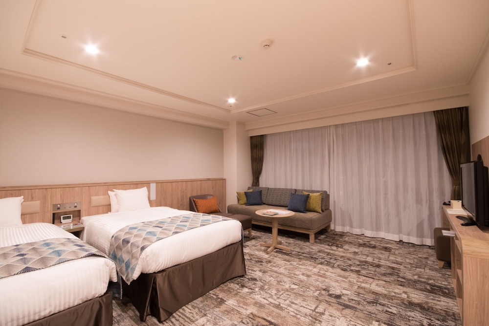 Superior Room, Non Smoking (Main Tower) photo 2