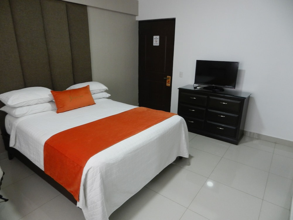 Double Room - Photo 7