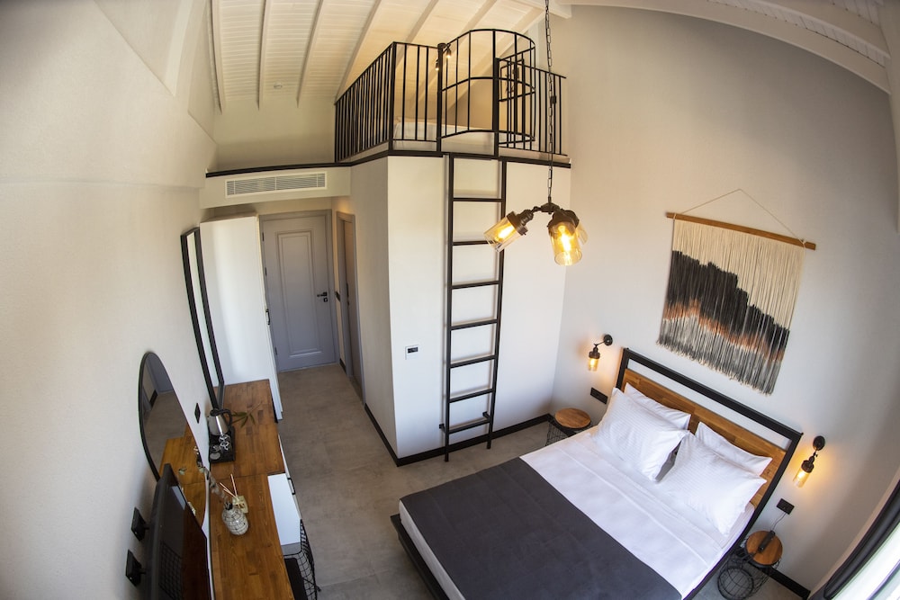 Exclusive Room