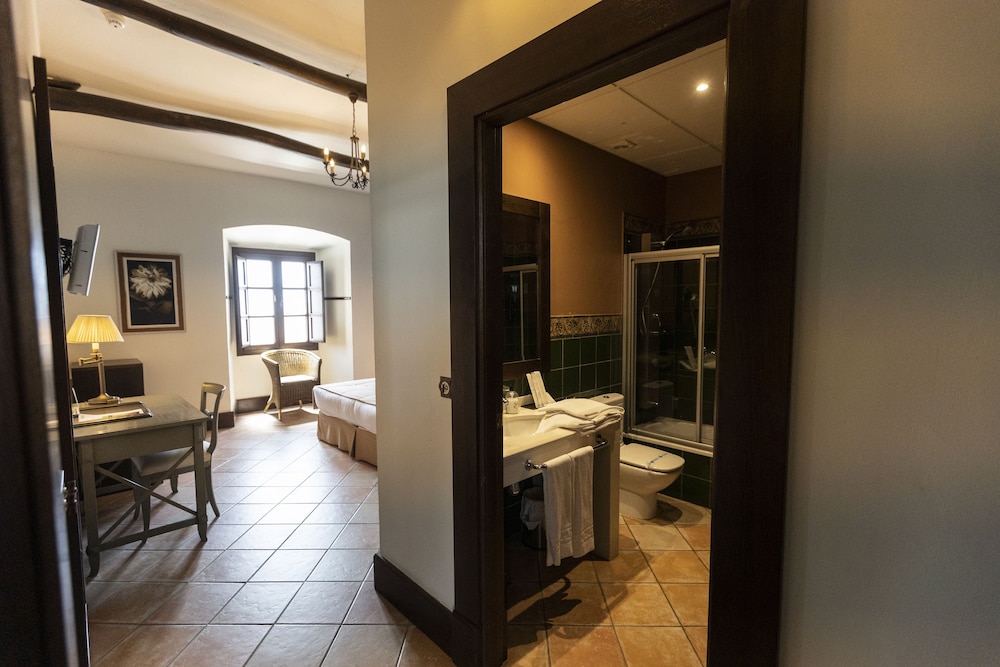 Basic Triple Room - Photo 4