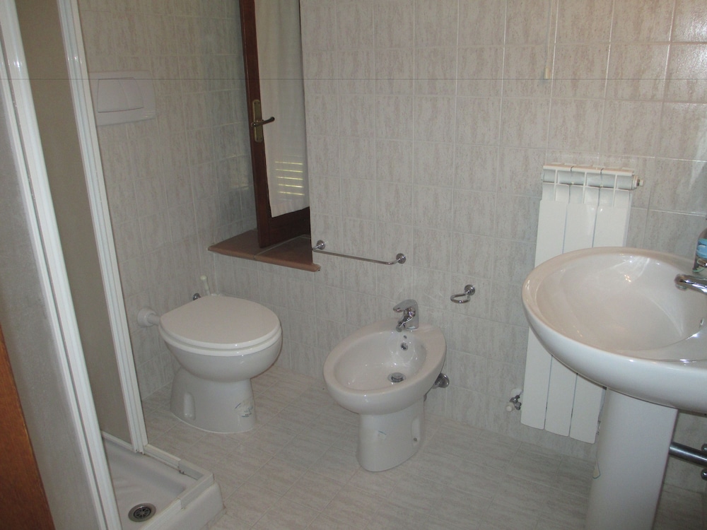 Apartment (Two Level) photo 2