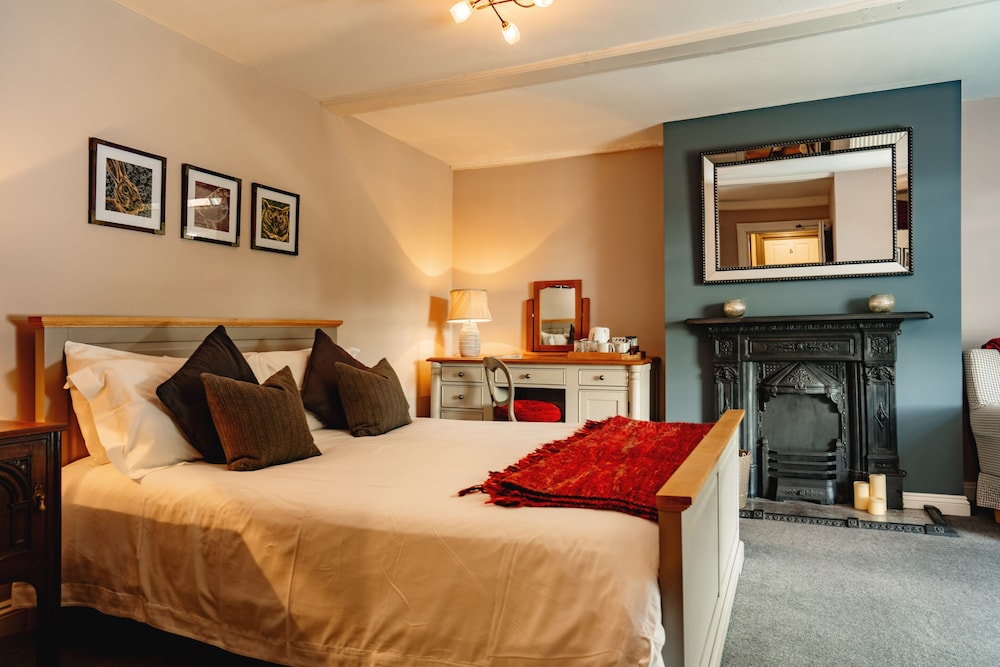 Deluxe Double Room, Ensuite - Photo 1