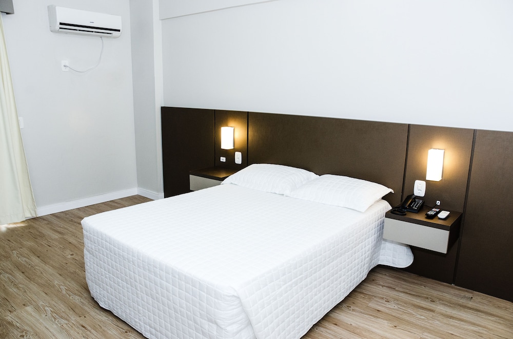 Standard Double Or Twin Room photo 2