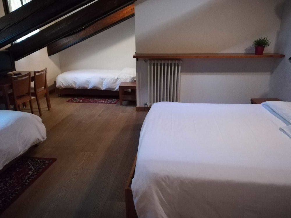 Quadruple Room photo 2