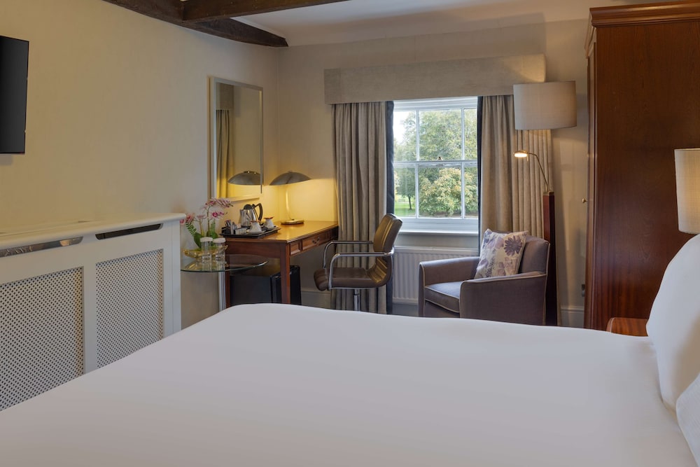 Manor House Guest Room with Air Con - Photo 1