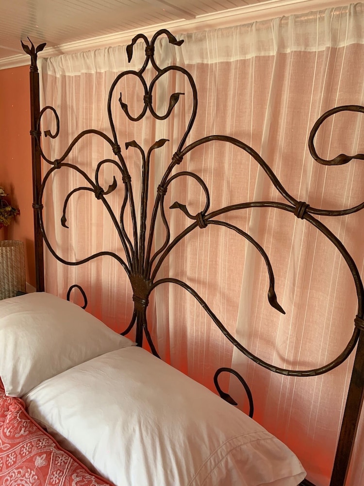 Deluxe Double Room (Stateroom 1) photo 3