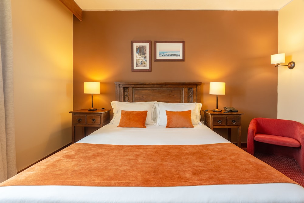 Classic Double or Twin Room photo 2