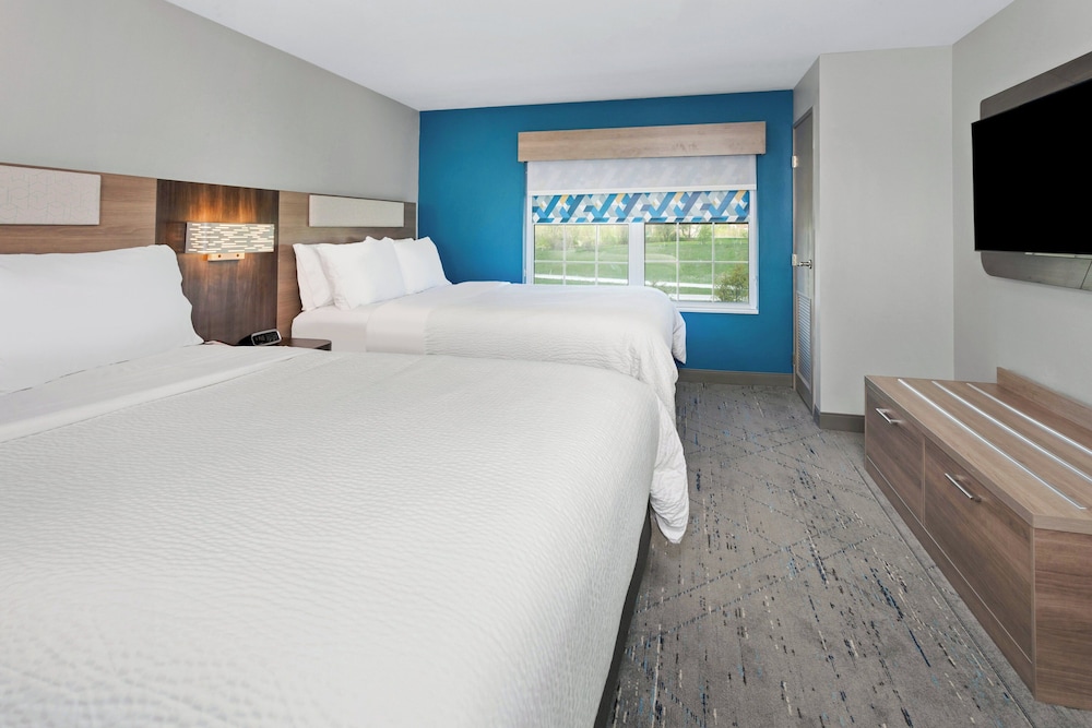 Suite, Multiple Beds photo 1