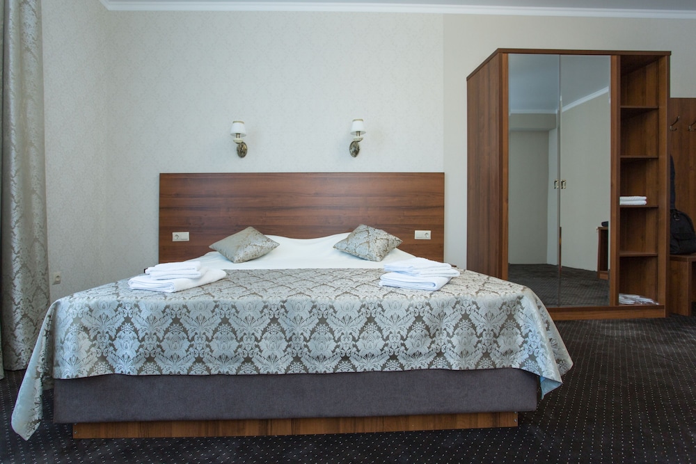 Junior Double Room, City View photo 2