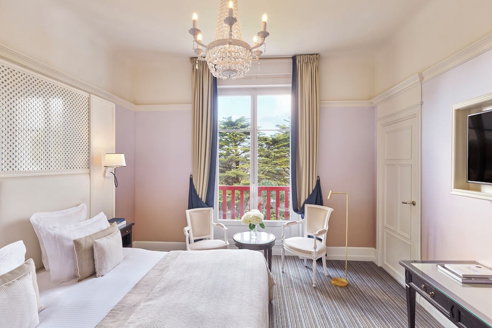 Superior Room, 1 Double Bed, City View photo 1
