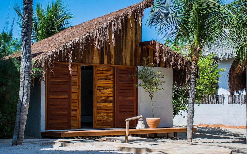 Family Bungalow, Multiple Beds, Garden Area photo 2