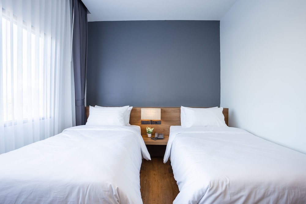 Deluxe Twin Room - Photo 2