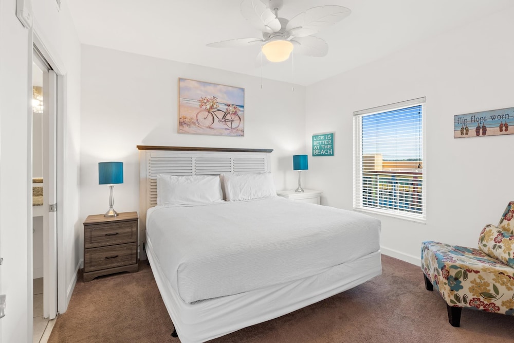 Condo, 1 Bedroom, Ocean View (204E) photo 3