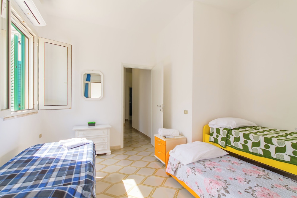 Standard Apartment, Multiple Bedrooms, 2 Bathrooms (Casa del Mare with garden near the)