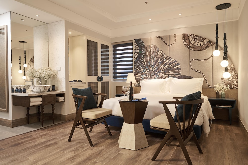 Executive Double Room, Partial Ocean View - Photo 1
