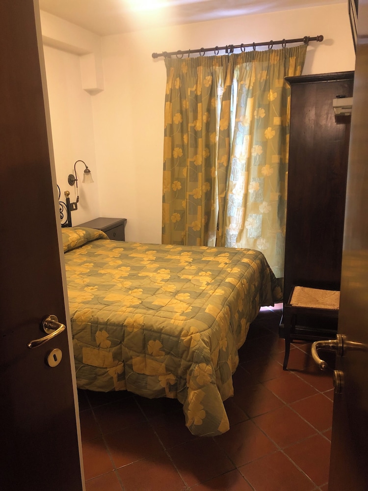 Basic Double or Twin Room