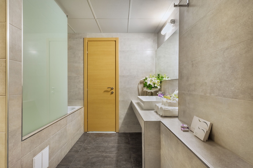 Junior Suite, Sea View photo 3