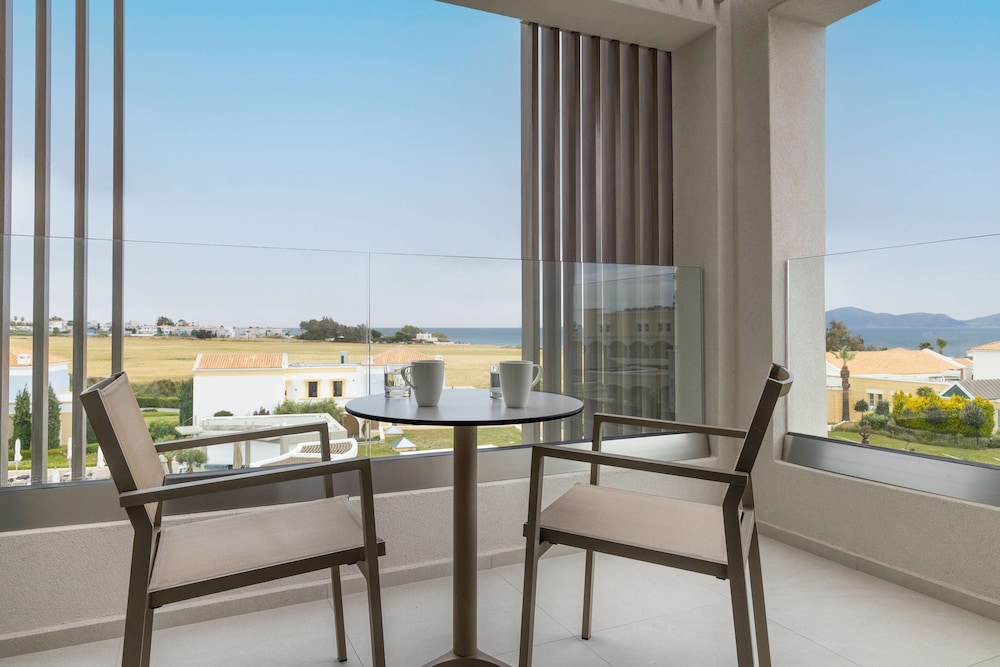 Superior Twin Room sea view photo 3