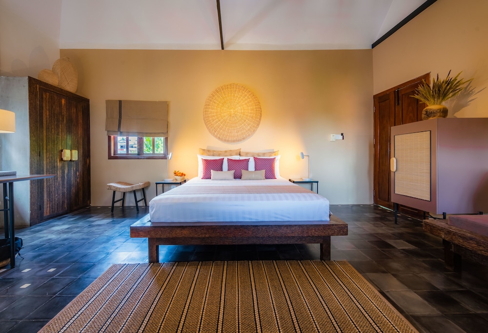 Deluxe Terrace Twin with Bathtub (Resort) - Photo 19
