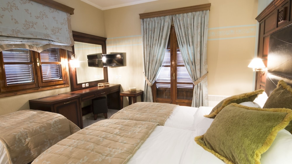 Triple Room - Photo 1