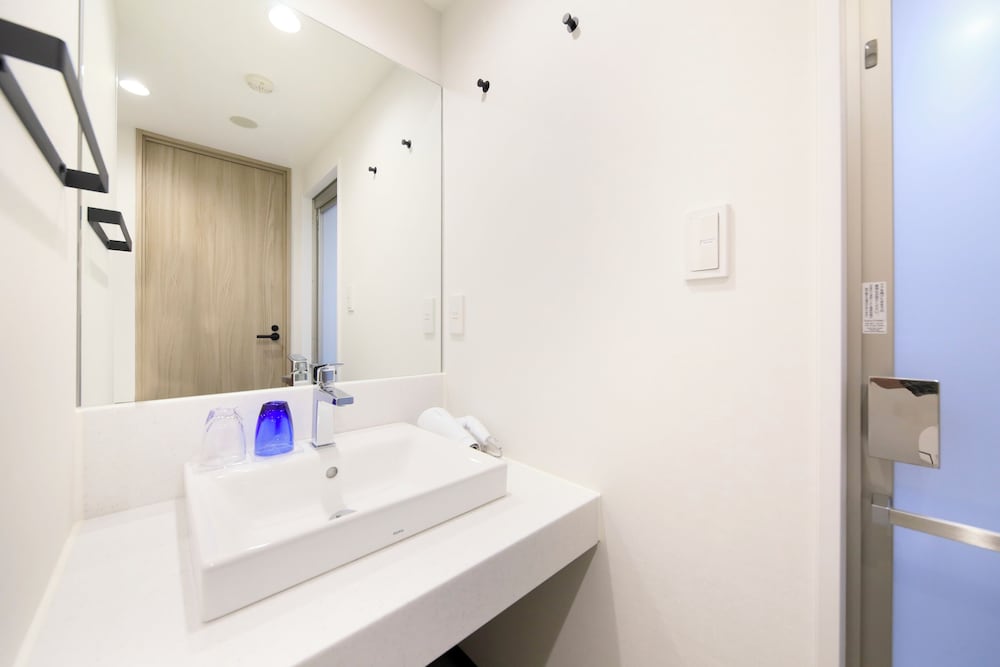 Via Inn Twin Room, Non Smoking - Photo 8