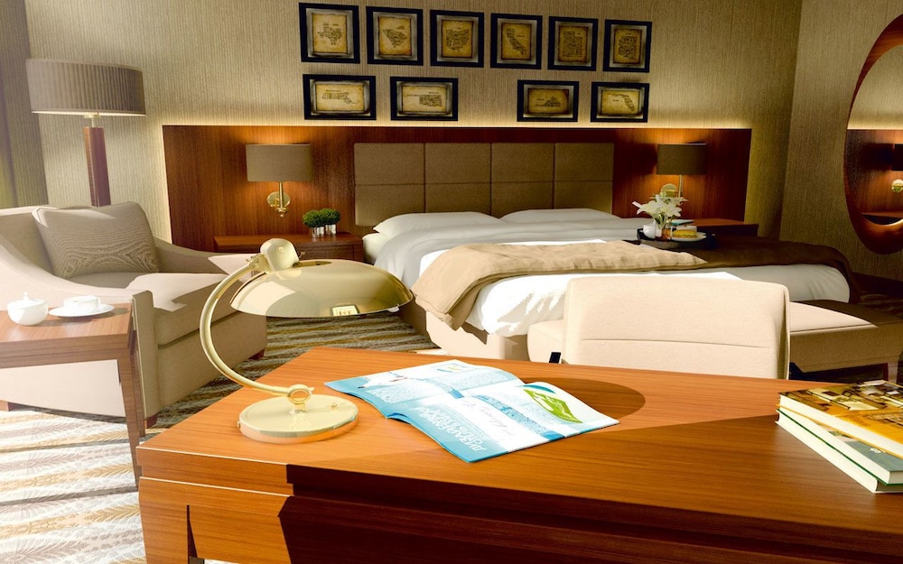 Deluxe Suite, Sea View photo 2