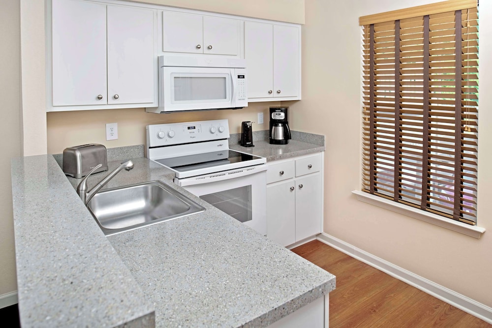 Suite, 2 Bedrooms photo 3