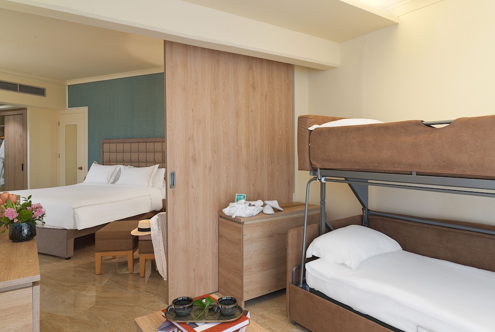 Swim Up Junior Suite - Photo 10