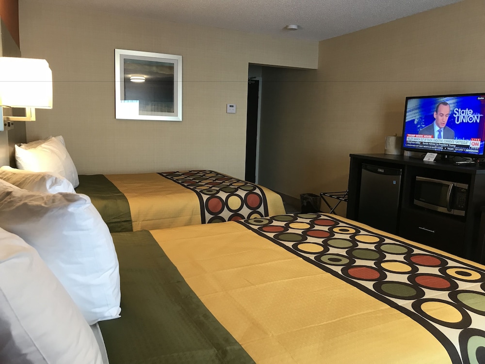 Comfort Room, 2 Queen Beds photo 3