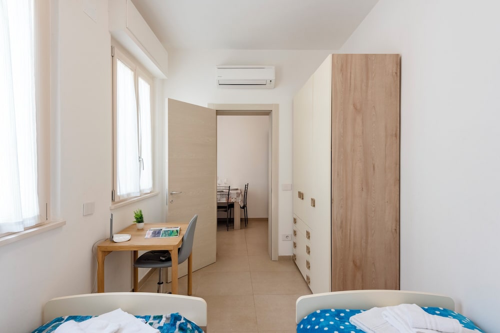 Family Apartment, Multiple Bedrooms (La Suite 2 Ondina Viareggio 200m from)