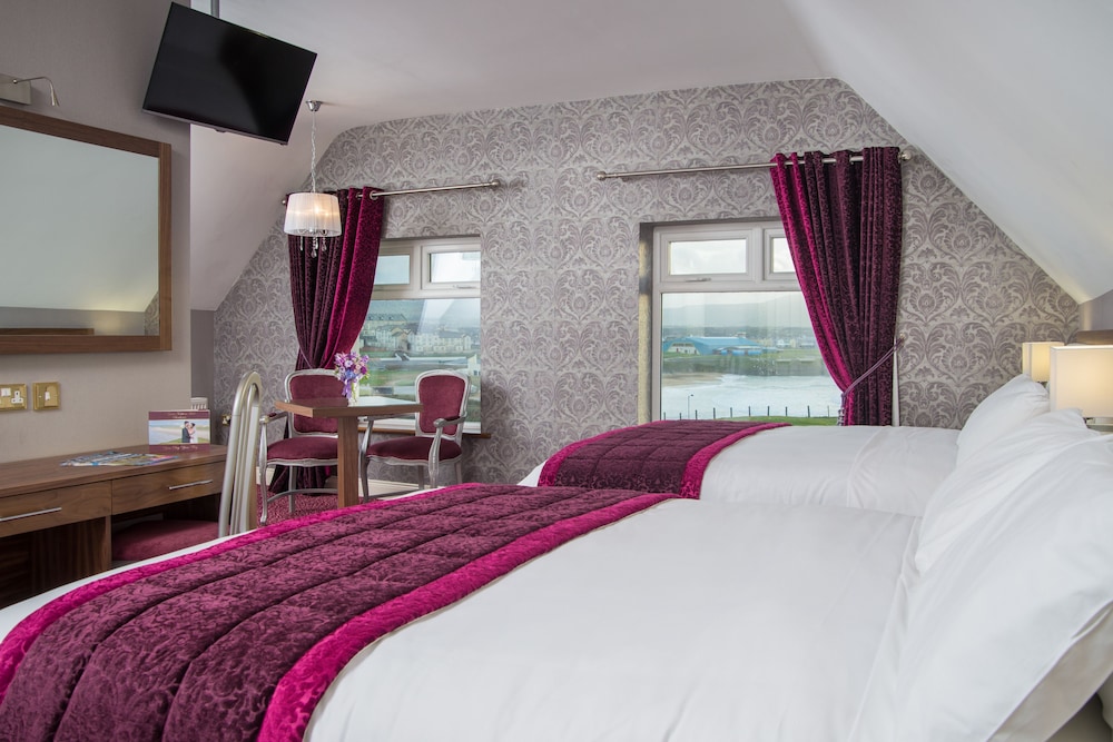 Standard Twin Room photo 3