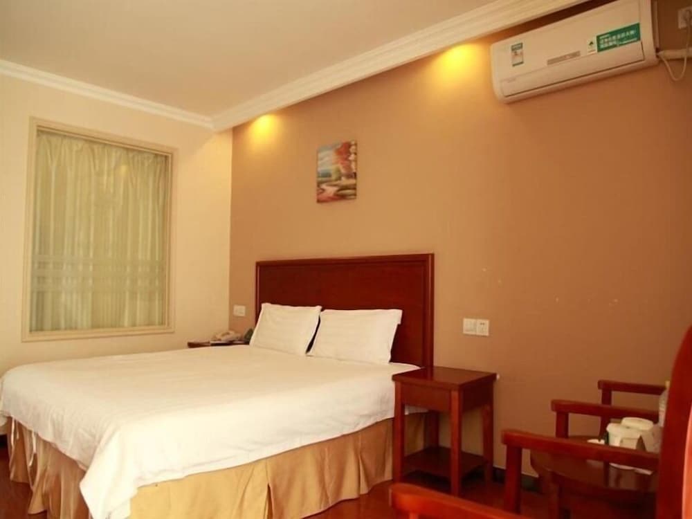 King Room，1.8m bed，special offer photo 2