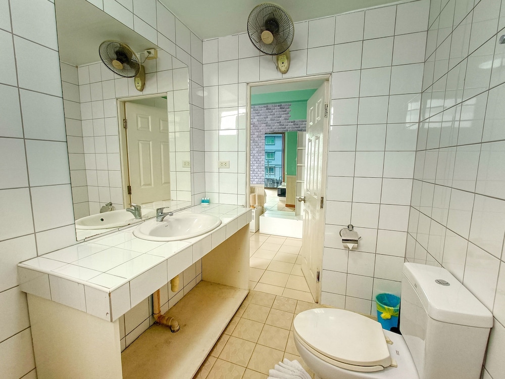 Double Room, Balcony - Photo 7