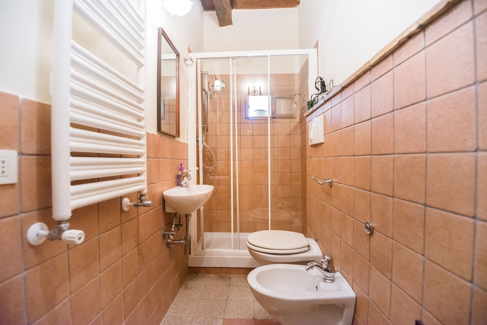 Deluxe Apartment, 2 Bedrooms, Balcony, Hill View (Le Fornacelle) photo 2