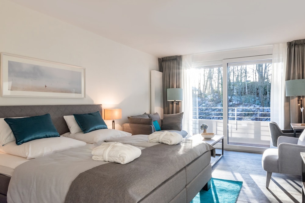 Double Room (Landseite)