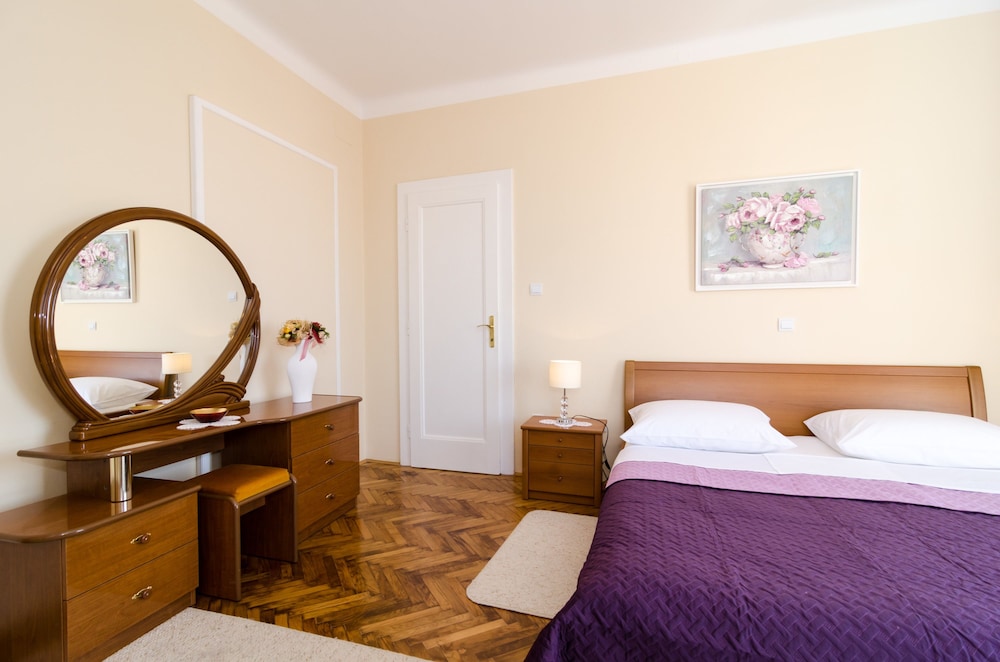 Apartment, 1 Bedroom, Balcony, City View